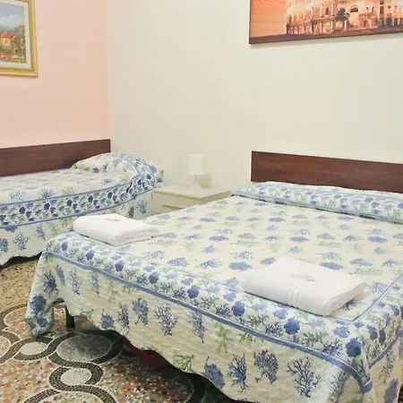 Hellokitty Konukevi 2*