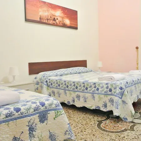Hellokitty Guest house Rome